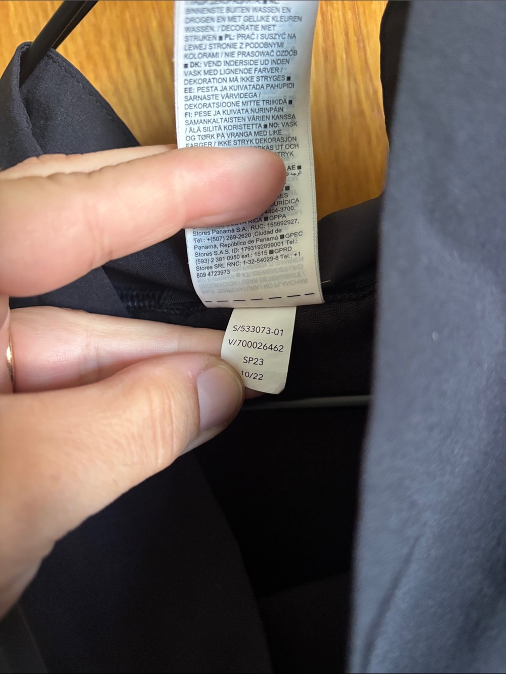 Athleta Venture Out Tank - Picture 8 of 8